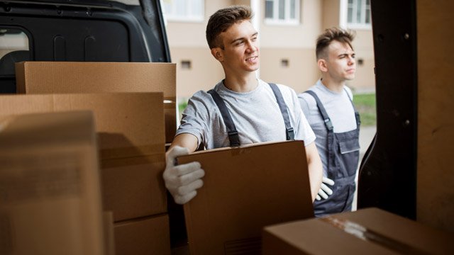 Servicii de Debarasări Mobilă și Spații în Iași | Zen Move